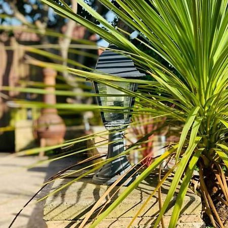 Bamber House - Large Modern Home & Perfect Location Blackpool Bagian luar foto